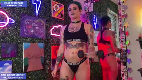 Snapshot of iwillbeyourmuse chatting on 09/09/25, 11:59 Muse hethey online show from 09/09/25, 11:59