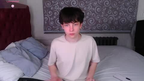 Maxim online show from 04/08/26, 08:42