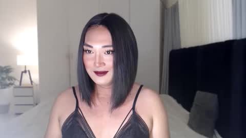 iya_hermosa online show from 02/02/26, 12:59