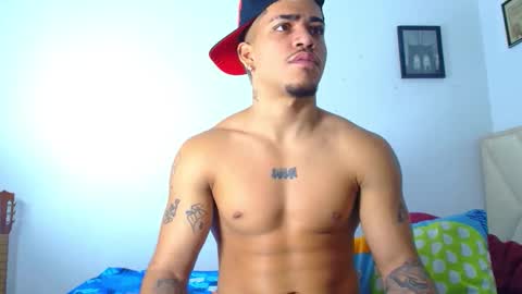 izaack online show from 12/02/25, 03:07