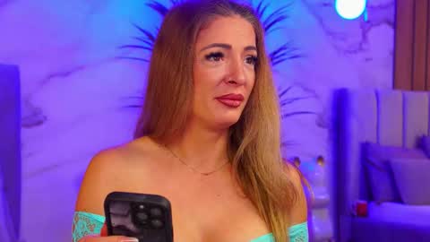 izabelle_02 online show from 01/06/26, 05:44