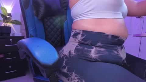 Iza online show from 02/04/26, 01:06