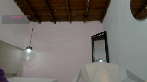 izelevans online show from 04/08/26, 10:48