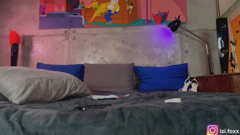 izi online show from 12/13/25, 07:53