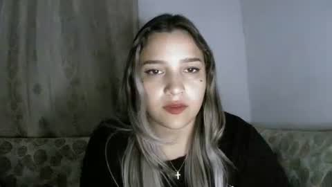 izzy_32 online show from 03/09/26, 07:12