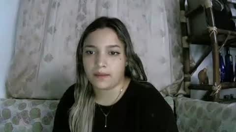 izzy_32 online show from 03/29/26, 06:57