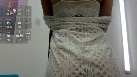 Snapshot of izzy_cum chatting on 02/06/25, 03:20 Izzy online show from 02/06/25, 03:20