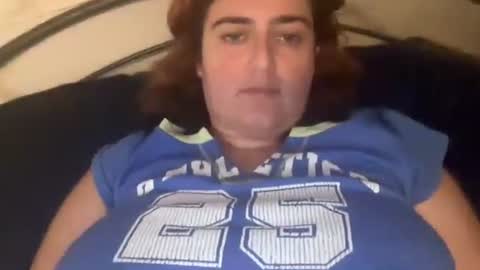 izzyishottttt online show from 09/29/25, 04:50