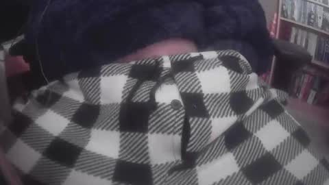 Stuart online show from 02/15/25, 02:58