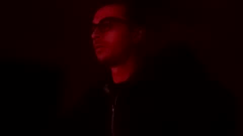 Snapshot of j1277 chatting on 01/07/25, 12:03 Yoursexxyguy online show from 01/07/25, 12:03