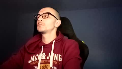 Snapshot of j1277 chatting on 02/15/25, 10:52 Yoursexxyguy online show from 02/15/25, 10:52