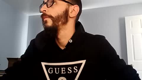 Snapshot of j1277 chatting on 02/14/26, 07:32 Yoursexxyguy online show from 02/14/26, 07:32