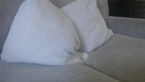 James online show from 12/04/25, 02:48