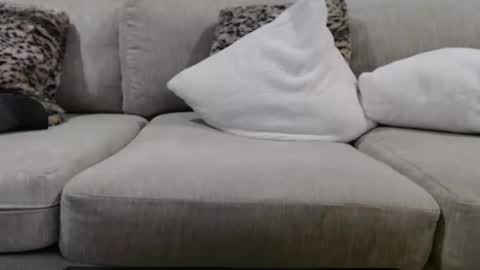 James online show from 12/21/25, 01:40