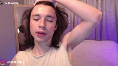 Snapshot of j_a_x_x_x_o_n chatting on 05/05/26, 12:24 Hey im Jaxxxon check my info online show from 05/05/26, 12:24