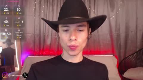 Snapshot of j_a_x_x_x_o_n chatting on 07/20/26, 12:07 Hey im Jaxxxon check my info online show from 07/20/26, 12:07