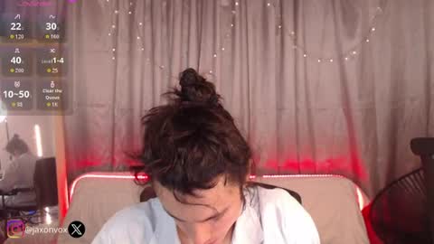 Snapshot of j_a_x_x_x_o_n chatting on 07/21/26, 12:29 Hey im Jaxxxon check my info online show from 07/21/26, 12:29