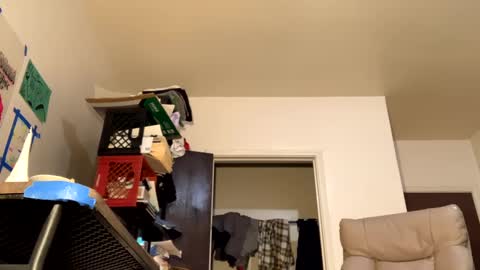 Snapshot of j_boogie_mane chatting on 12/05/24, 10:12 j boogie online show from 12/05/24, 10:12