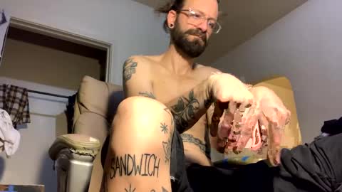 Snapshot of j_boogie_mane chatting on 01/14/25, 03:53 j boogie online show from 01/14/25, 03:53