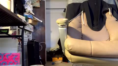 Snapshot of j_boogie_mane chatting on 03/11/25, 10:09 j boogie online show from 03/11/25, 10:09