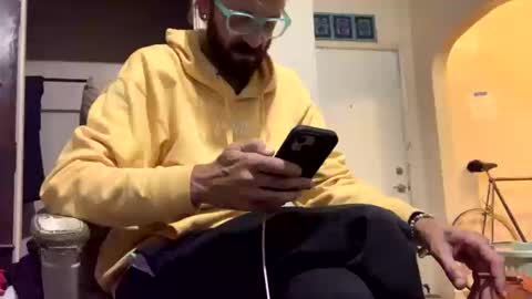 Snapshot of j_boogie_mane chatting on 10/20/25, 03:18 j boogie online show from 10/20/25, 03:18