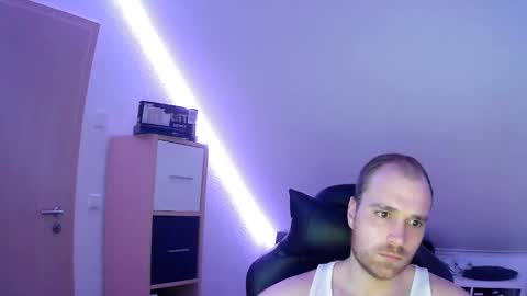 here4y online show from 01/05/25, 07:07