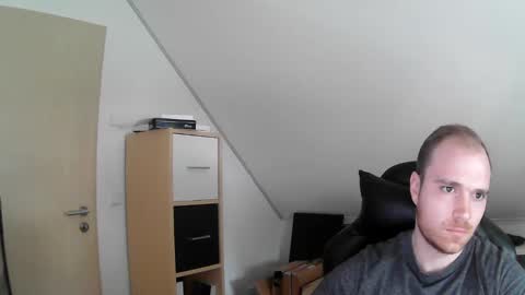 here4y online show from 02/03/25, 10:03