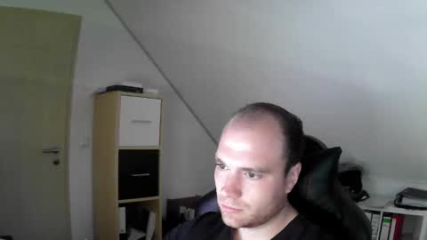 here4y online show from 09/19/25, 08:05