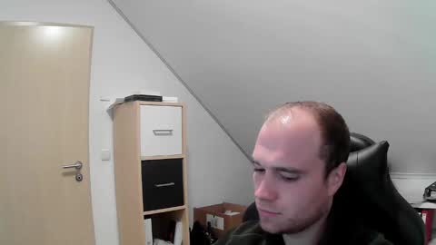 here4y online show from 09/23/25, 10:40