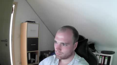 here4y online show from 09/30/25, 02:11