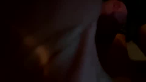 Snapshot of j_reyes24 chatting on 12/31/24, 01:41 j_reyes24 online show from 12/31/24, 01:41