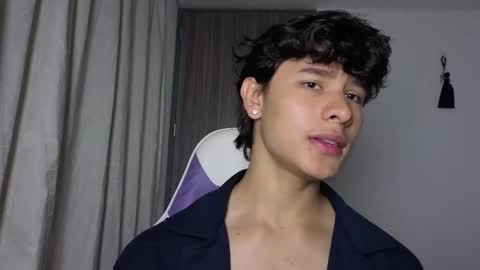 Noah online show from 11/26/25, 12:39