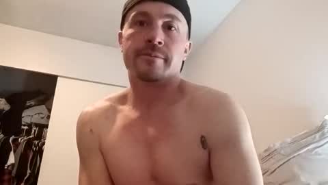 First timer  online show from 12/05/25, 08:01