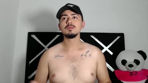 Snapshot of jack03xx_ chatting on 11/14/25, 03:00 Jack online show from 11/14/25, 03:00