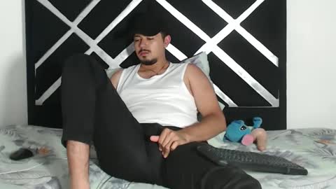 Snapshot of jack03xx_ chatting on 11/21/25, 09:57 Jack online show from 11/21/25, 09:57