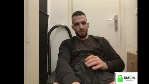 Snapshot of jack50134 chatting on 12/05/24, 01:03 Jack online show from 12/05/24, 01:03