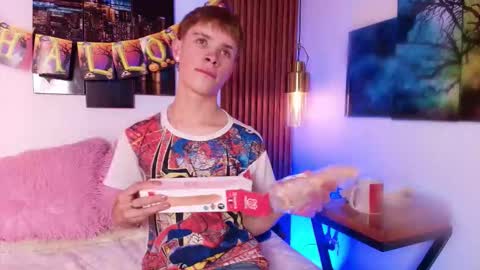 Snapshot of jack_frosst_ chatting on 10/26/25, 12:22 JACK online show from 10/26/25, 12:22