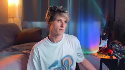 Snapshot of jack_frozt chatting on 05/05/26, 05:26 brestonsweet online show from 05/05/26, 05:26