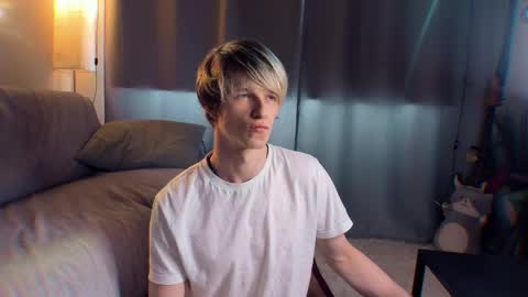 Snapshot of jack_frozt chatting on 05/30/26, 12:24 brestonsweet online show from 05/30/26, 12:24