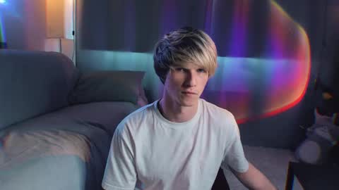 Snapshot of jack_frozt chatting on 06/06/26, 05:01 brestonsweet online show from 06/06/26, 05:01