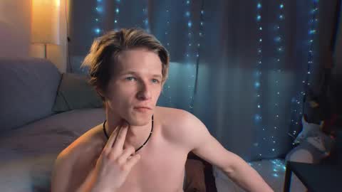 Snapshot of jack_frozt chatting on 06/09/26, 01:39 brestonsweet online show from 06/09/26, 01:39