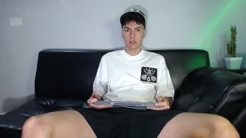 Snapshot of jack_norizz chatting on 12/06/24, 10:05 INDEPENDENT MODEL online show from 12/06/24, 10:05