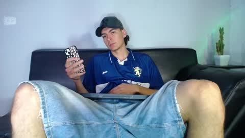 Snapshot of jack_norizz chatting on 12/20/24, 01:11 INDEPENDENT MODEL online show from 12/20/24, 01:11