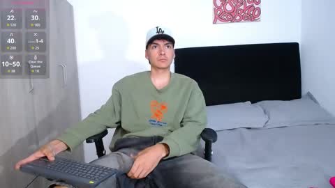 Snapshot of jack_norizz chatting on 02/25/25, 02:03 INDEPENDENT MODEL online show from 02/25/25, 02:03