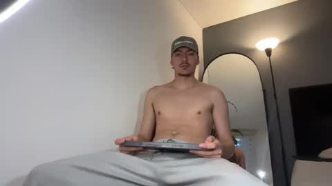 INDEPENDENT MODEL online show from 03/27/26, 11:10