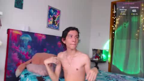 Snapshot of jack_s21 chatting on 07/12/26, 10:23 Laick online show from 07/12/26, 10:23