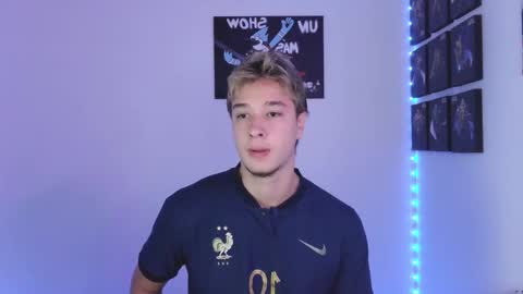 J online show from 10/04/25, 07:01