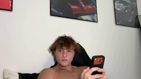 Snapshot of jackedvander chatting on 07/04/26, 02:29 jackkkkk online show from 07/04/26, 02:29