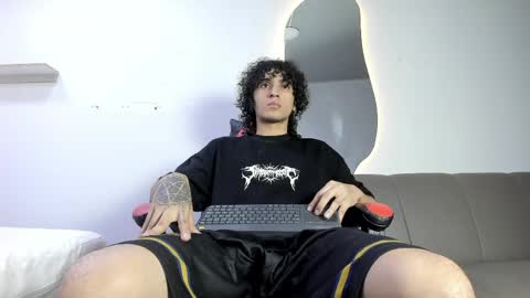 Jackes Taylor online show from 04/02/26, 04:54