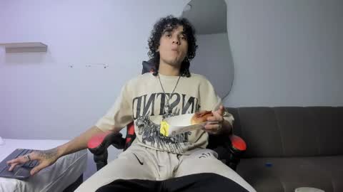 Jackes Taylor online show from 04/06/26, 04:57